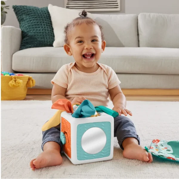 Jucarie Fisher Price Cub cu activitati pentru bebelusi